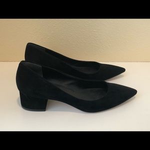 Via Spiga suede low heel pump, US 9